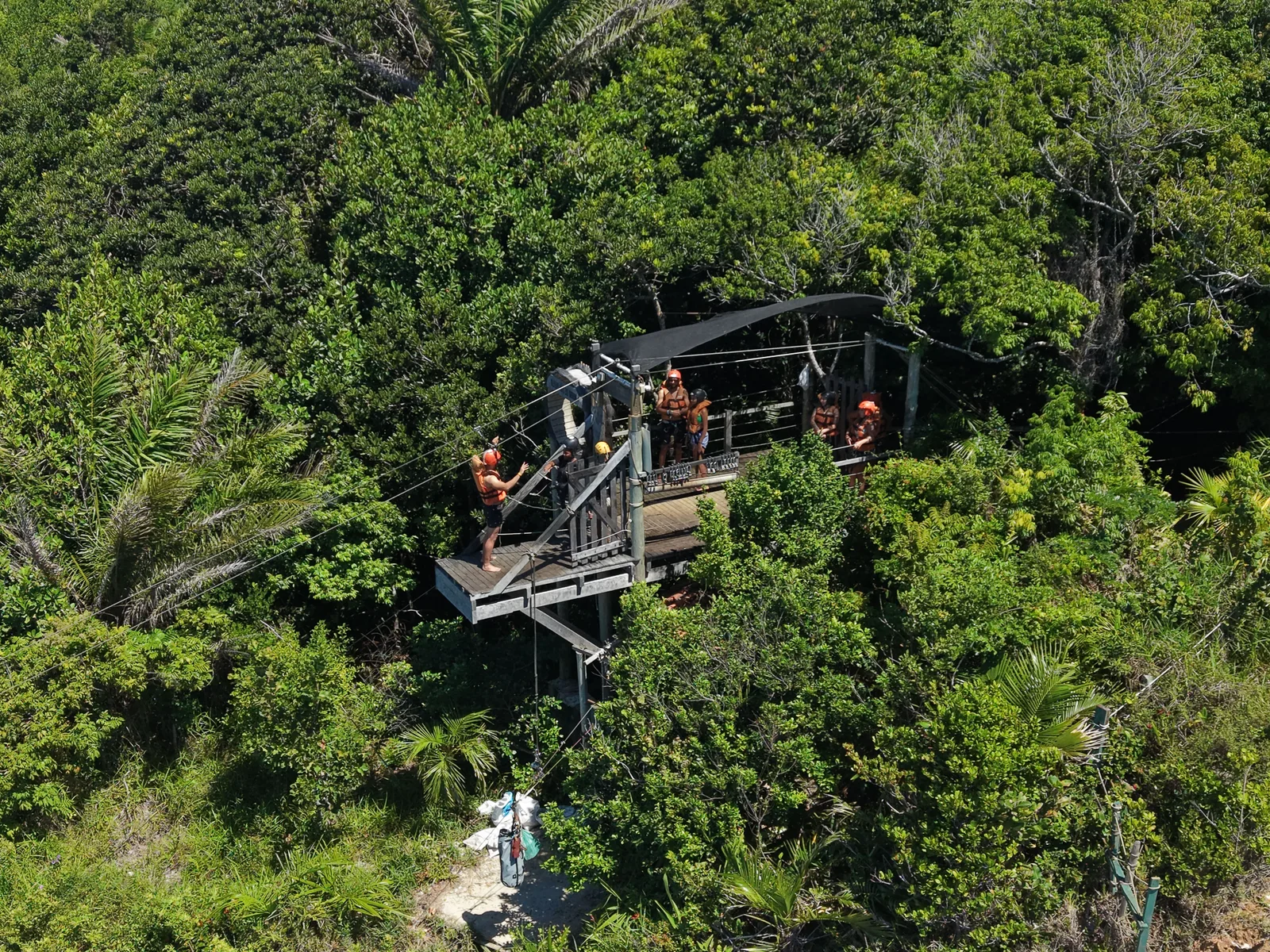 Passeio Tirolesa do Farol em Morro de São Paulo